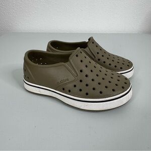 Native Army Green Slip On Shoes Toddler‎ Size 8